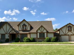 23500 E 88th St, Lees Summit, MO 64064