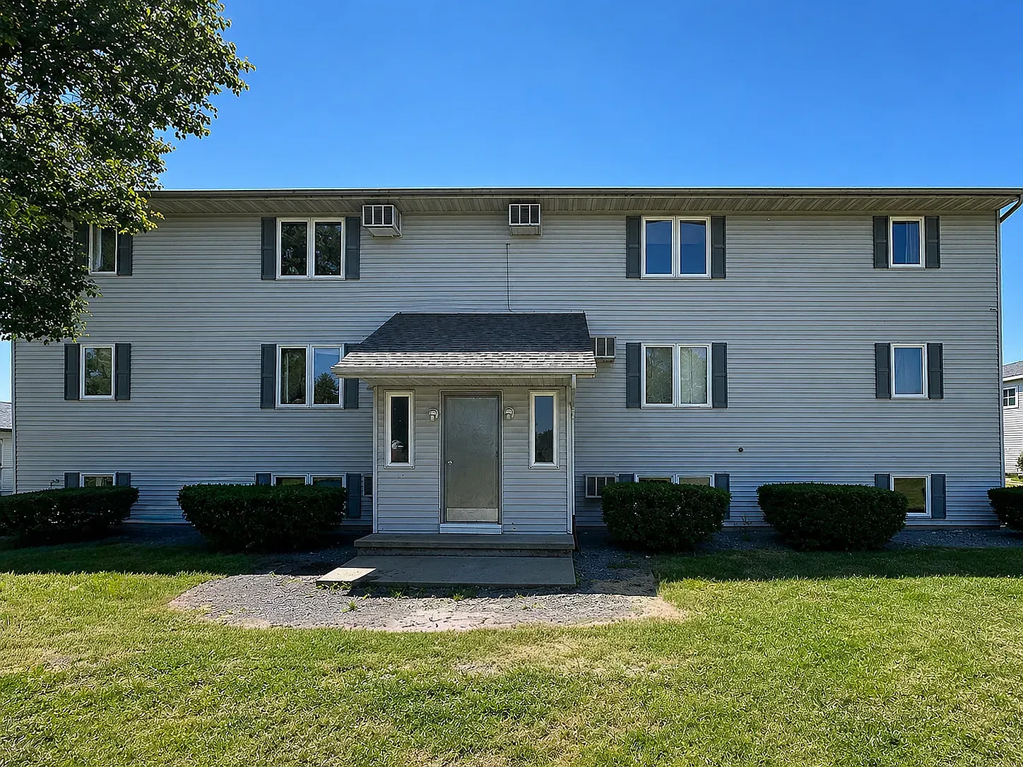 1 bed, 700 sqft, $1,185 — Photo 1