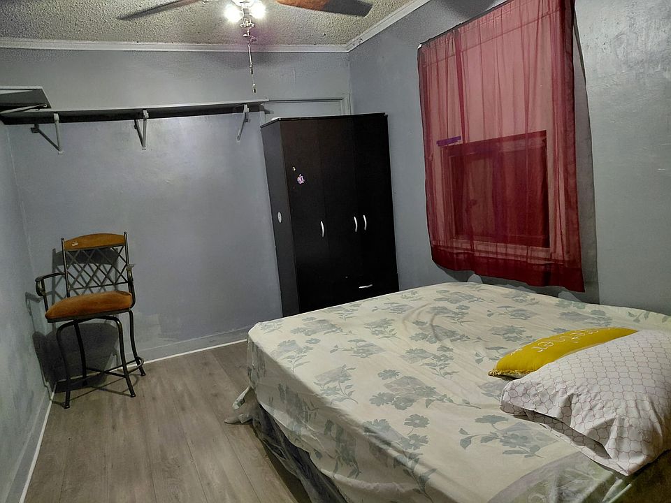 2nd image of 5498 Olive Ave
