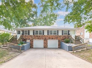 3324 & 3326 S Oxford Ave, Independence, MO 64052
