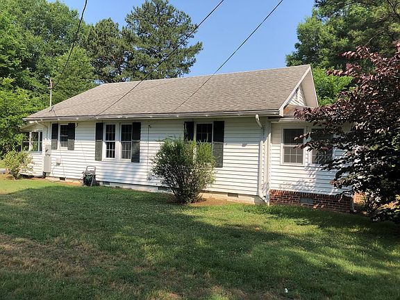 2nd image of 113 W Ferrell St