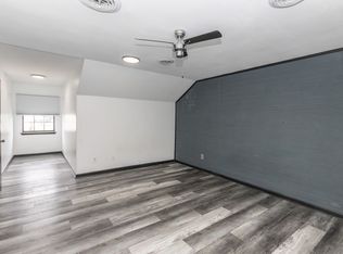201 S Main St, Grain Valley, MO 64029