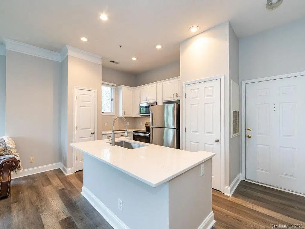 763 Garden District Dr — Photo 2