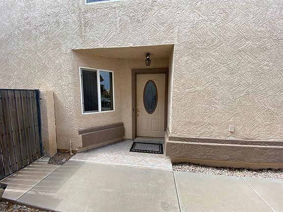 5th image of 1030 N Blackbird Dr