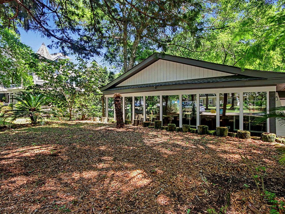 1st image of 106 Weston Rd