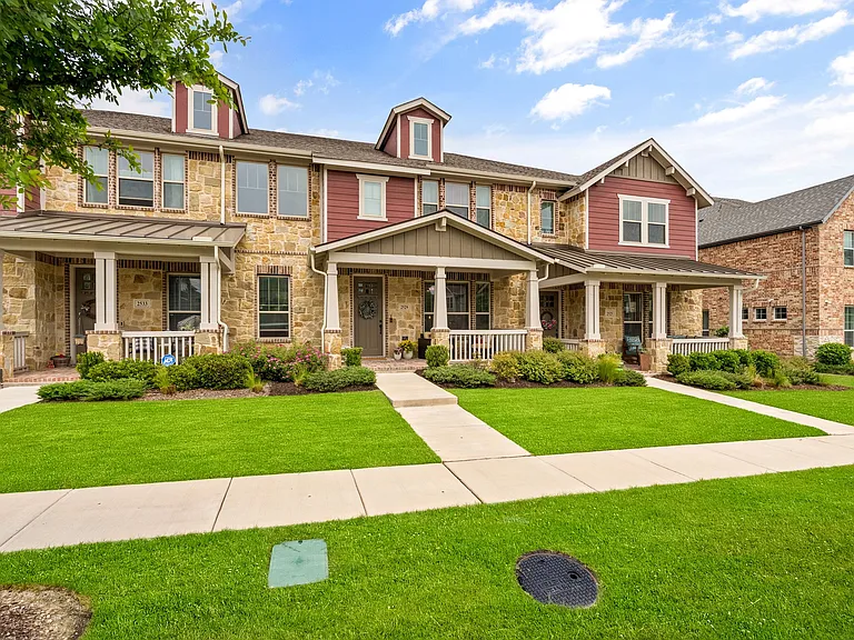 2529 Barnwood Ln — Photo 46