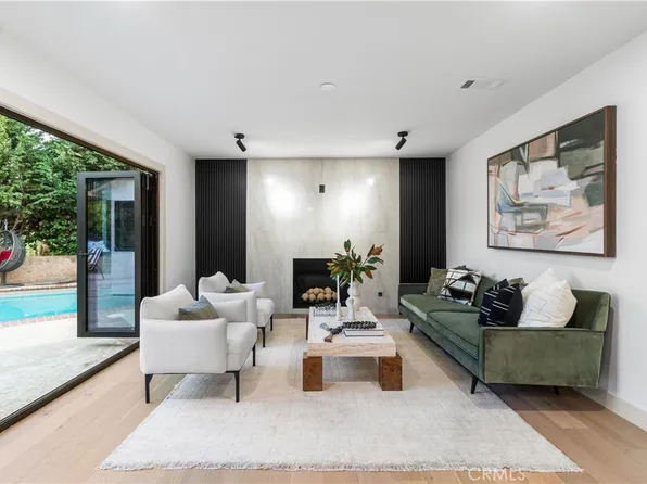 6032 Sun Knoll Cir, Yorba Linda, CA 92886