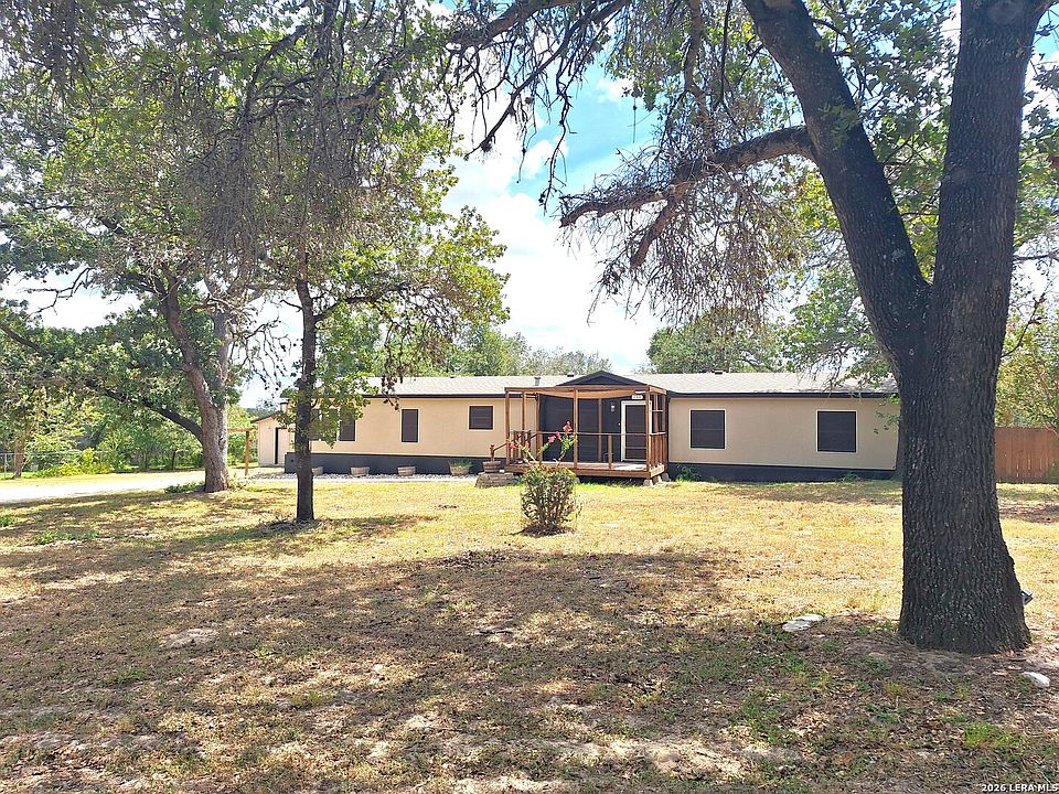 1st image of 130 Encino Torcido