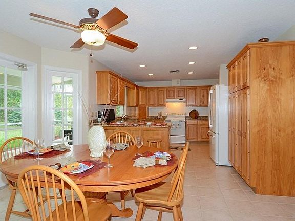 4th image of 18701 Breezewood Ct