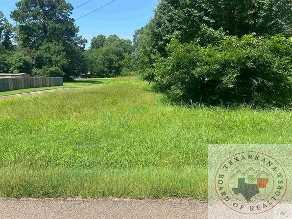 1601 Harlen St, Texarkana, TX 75501