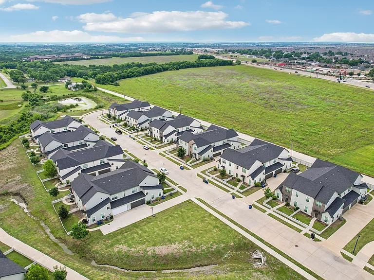Townhomes at Princeton Meadows — Photo 50