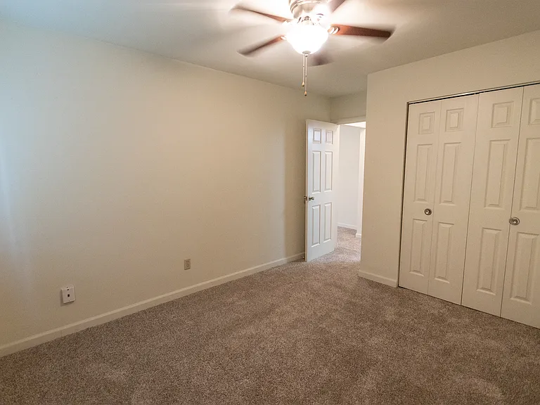 Colonial Ridge — Photo 95