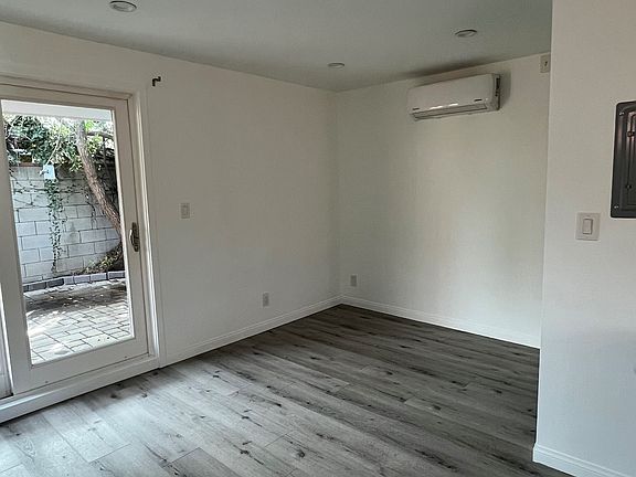 3rd image of 6602 De Celis Pl