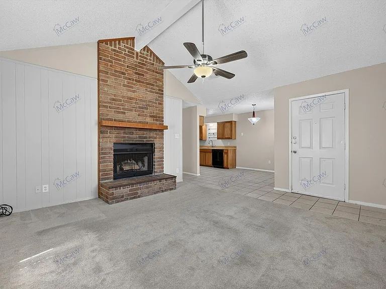 7761 Sable Ln — Photo 3