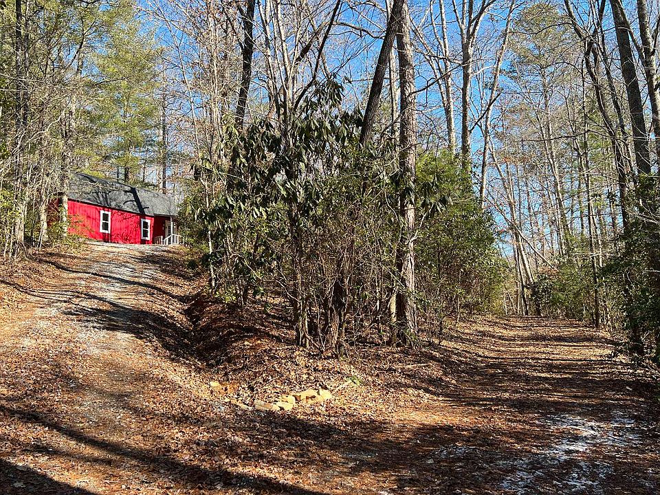 2nd image of 205 County Line Rd