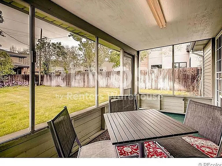 3030 S Bellaire St — Photo 15