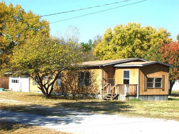 1223 S 220th St, Pittsburg, KS 66762