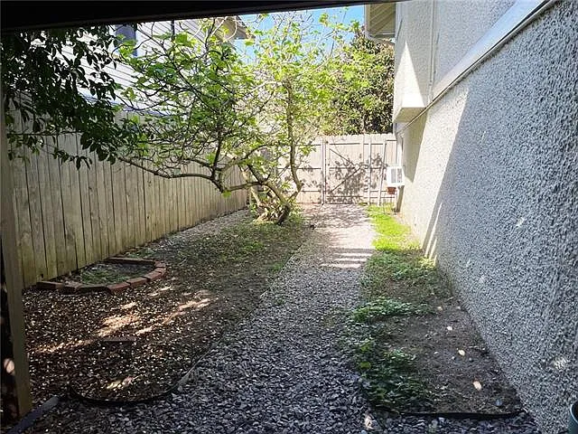 8300 Pritchard Pl #1/2 — Photo 3