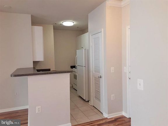 4th image of 2791 Centerboro Dr APT 285