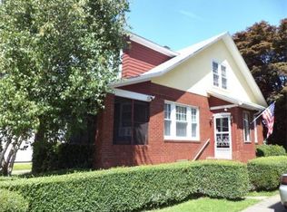 390 Palmer St, Fall River, MA 02724
