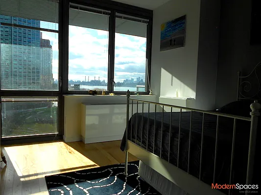 Rented by Modern Spaces | media 4