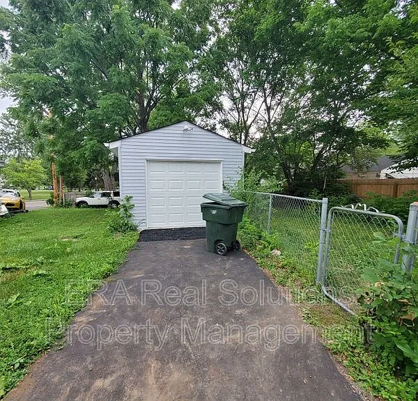 1536 E Weber Rd — Photo 9