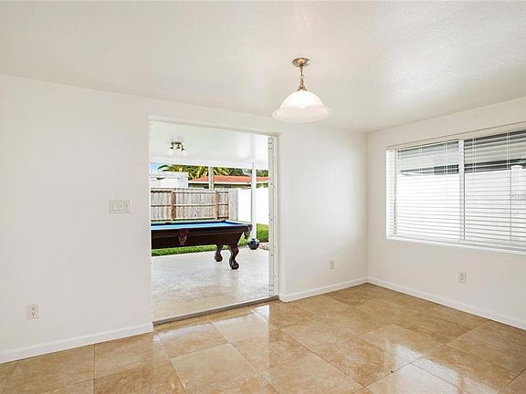 3rd image of 1634 Saint Mary Dr