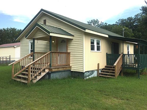 2nd image of 213 Coffey Dr NE