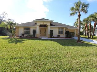 1902 E 5th St, Lehigh Acres, FL 33936