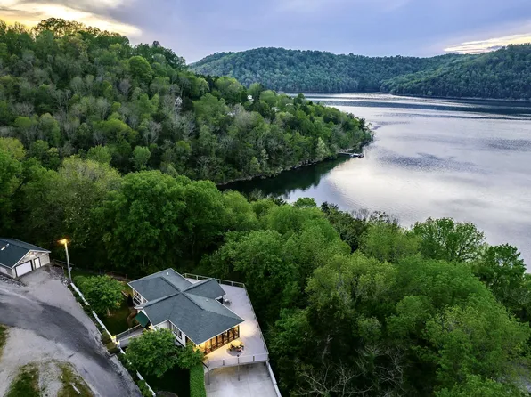 120 Askin Ln, Baxter, TN 38544