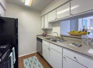 11490 Harwin Dr APT 804, Houston, TX 77072