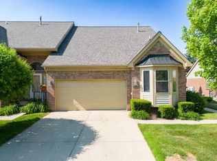 4059 April Ln, Sterling Heights, MI 48310