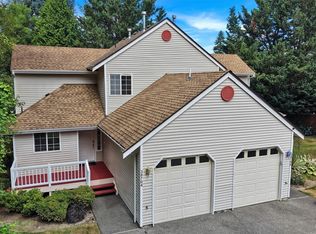 38704 SE Beta St #1, Snoqualmie, WA 98065