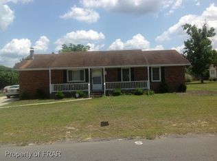 98 Rolling Springs Dr, Spring Lake, NC 28390