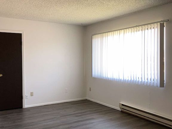 2nd image of 3100 Palm Ct #5