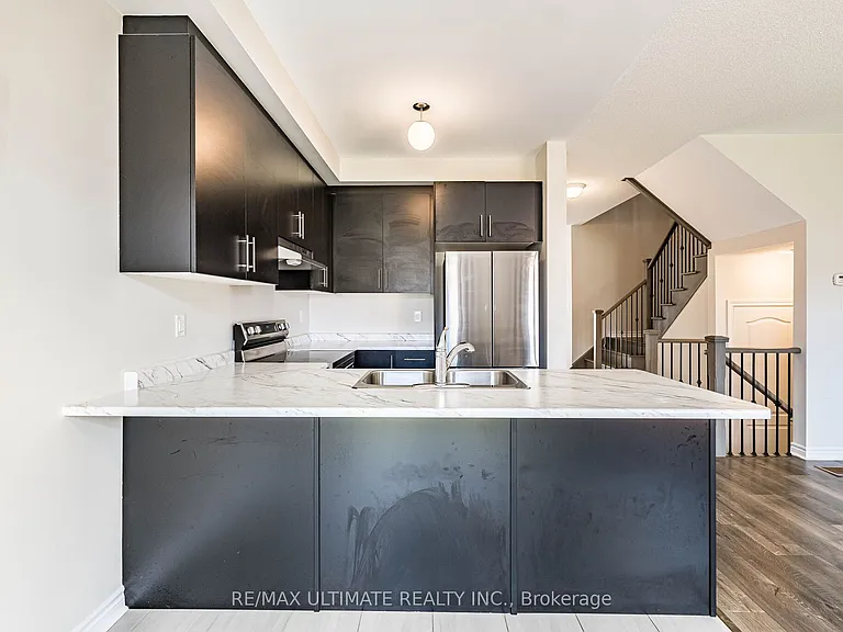 5 Albany St — Photo 17