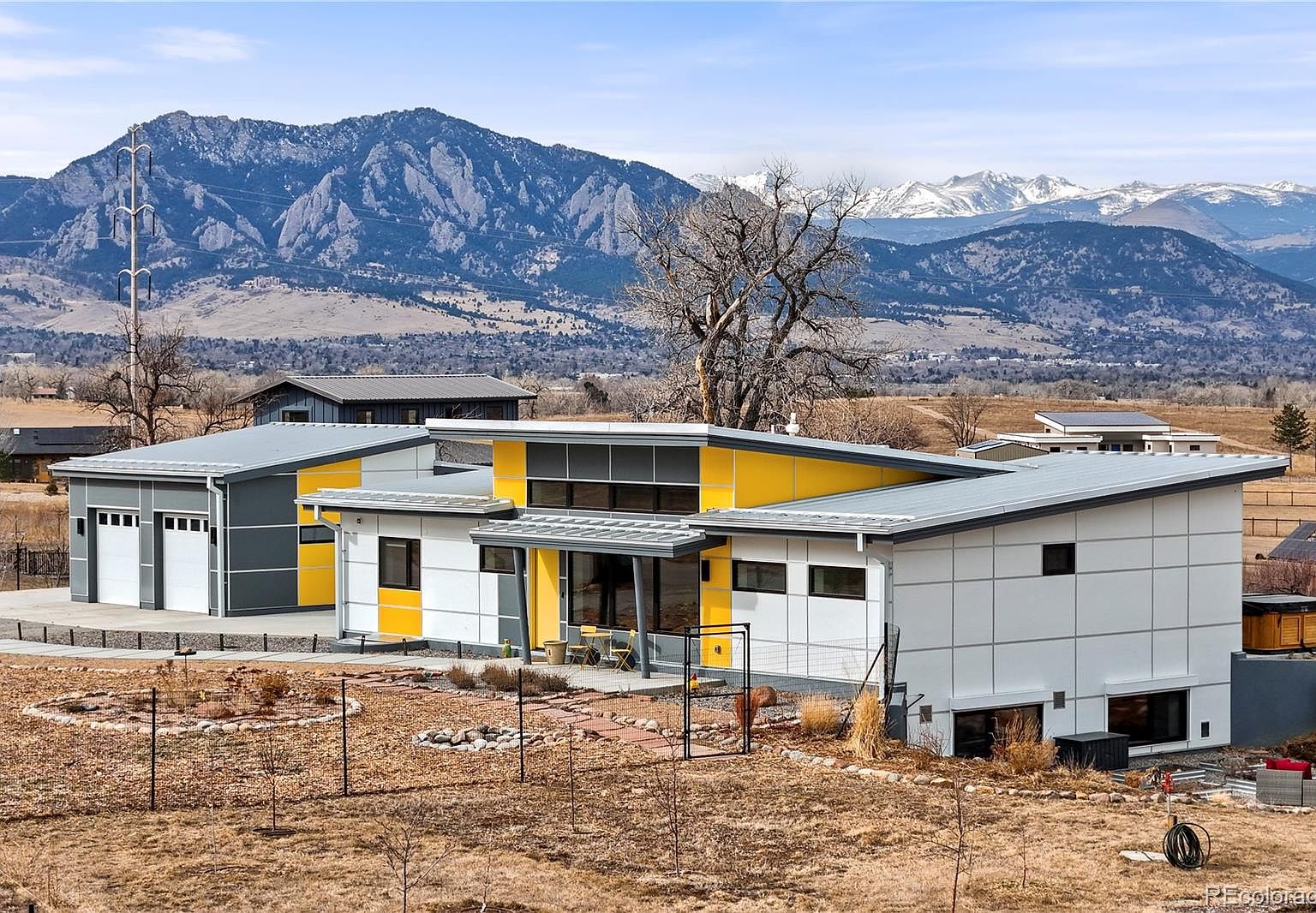 903 Paragon Drive - Photo 2