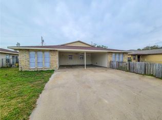 2117 Zephyr Cir, Ingleside, TX 78362