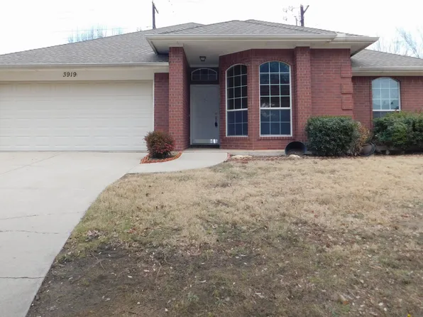 3919 Canton Ct, Denton, TX 76208