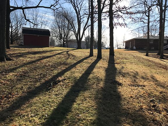 2nd image of 12 Holly Ct