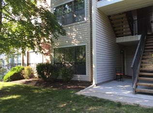 6 Gilpin Ct, Lawrence Township, NJ 08648