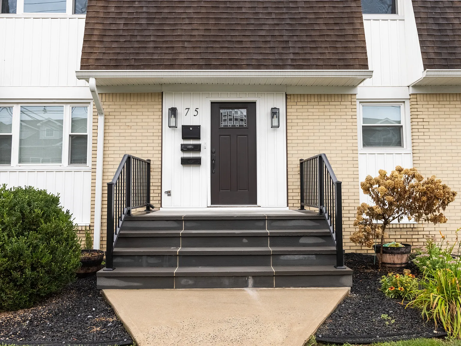 75 Mount Prospect Ave — Photo 3