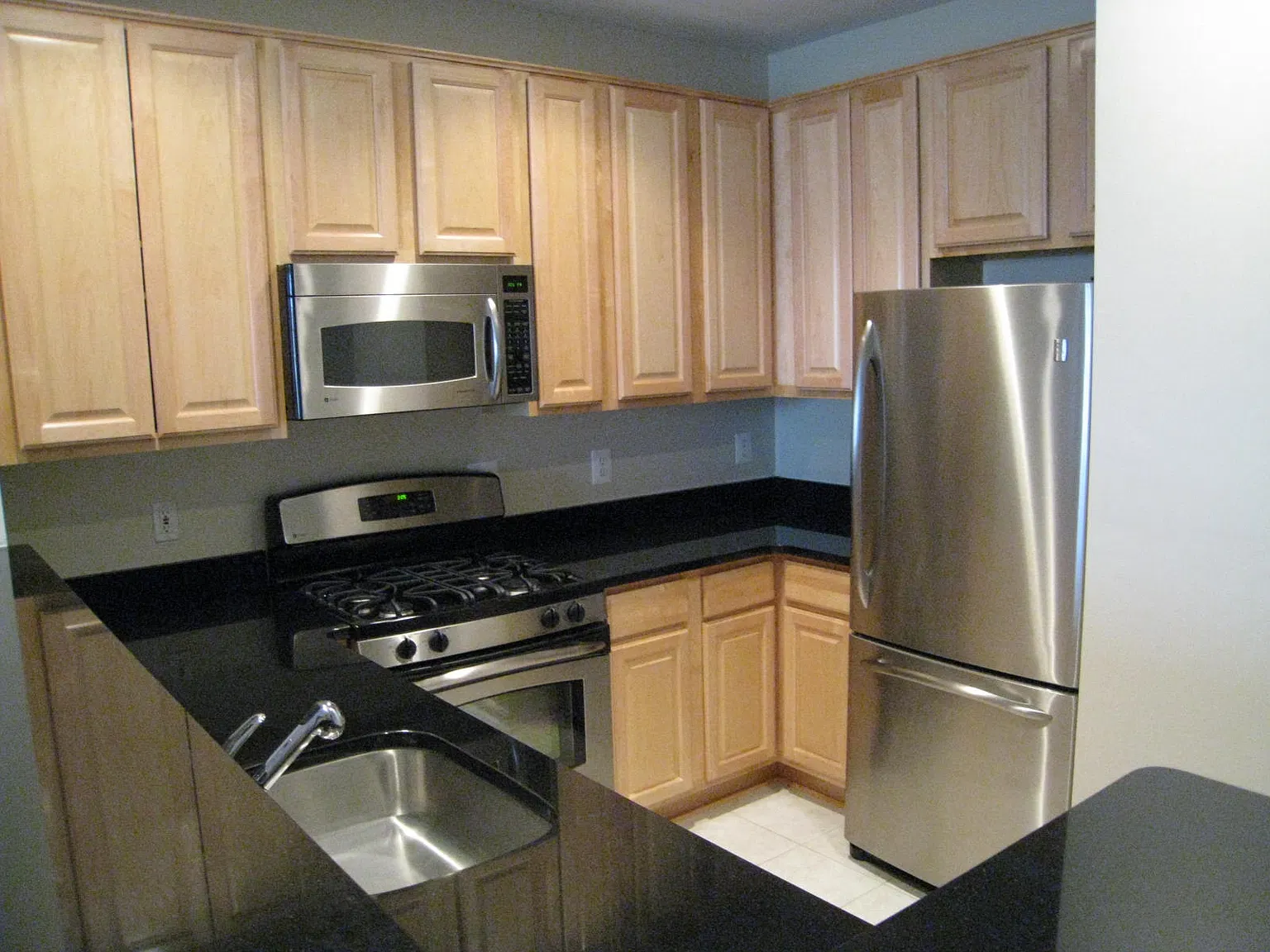 2 bed, 1058 sqft, $2,650 — Photo 4