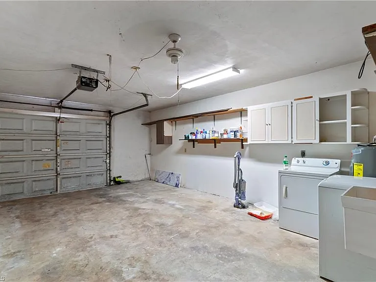 4105 Lakewood Blvd #E-18 — Photo 34