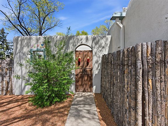 2nd image of 265 Camino De La Sierra