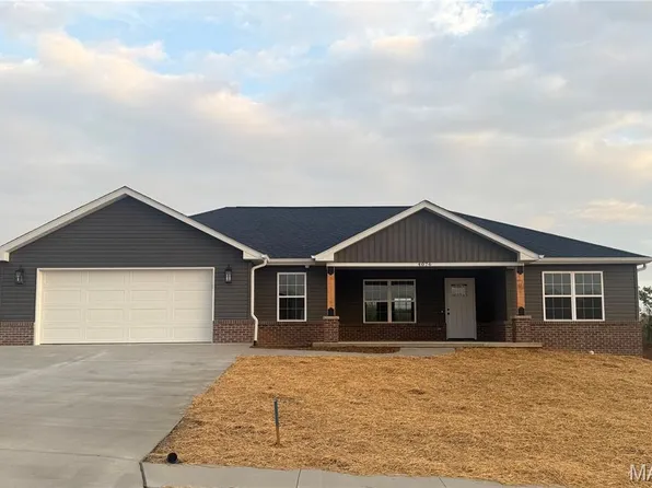 4076 Chapel Rdg, Jackson, MO 63755