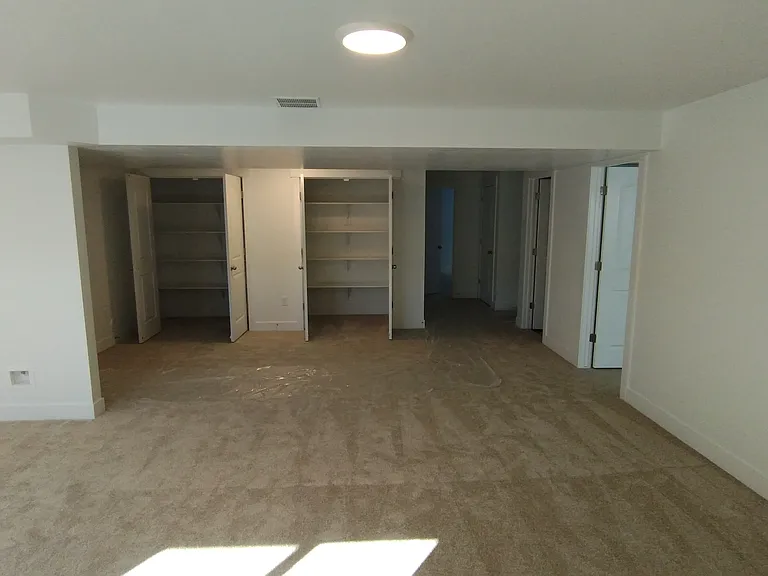 616 N Hiddleston Way — Photo 10