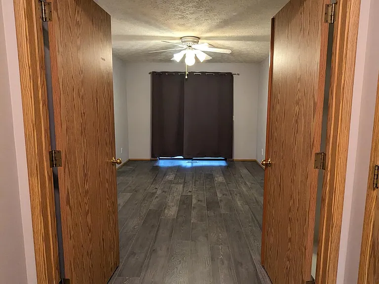 815 Sieverkropp Dr — Photo 13