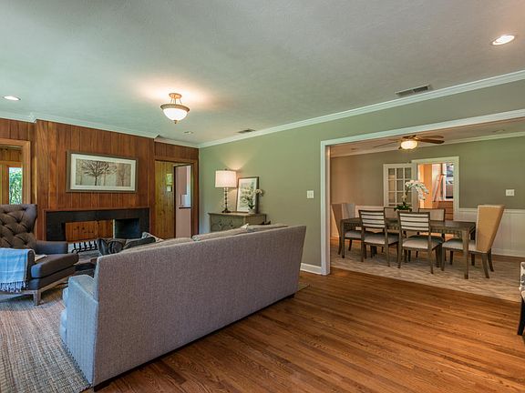2nd image of 1025 Kenesaw Ave