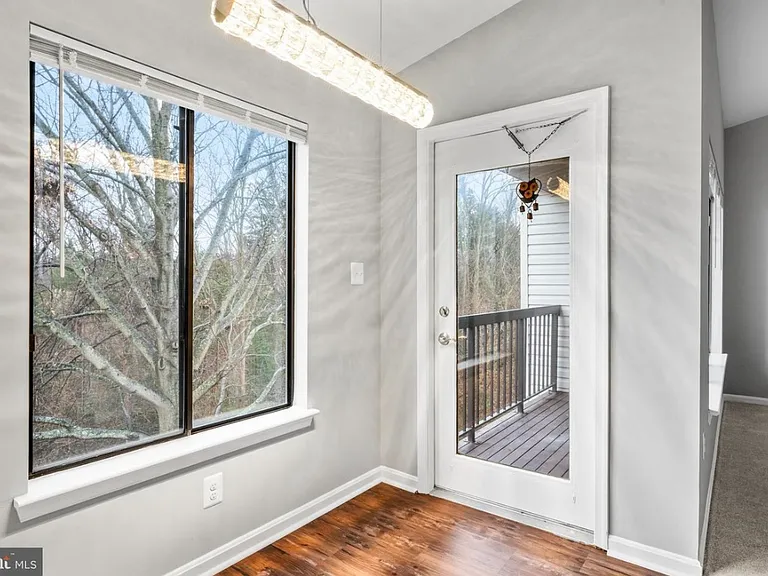 9553 Battery Heights Blvd #402 — Photo 38